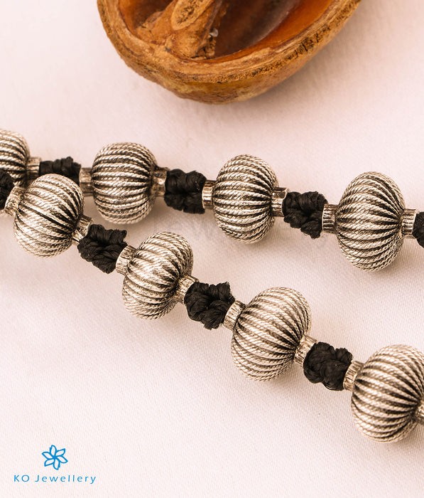 The Vaishali Jomale Silver Necklace (Oxidised)