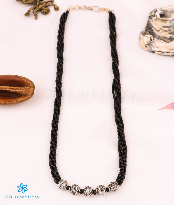 The Kanika Silver Beads Necklace