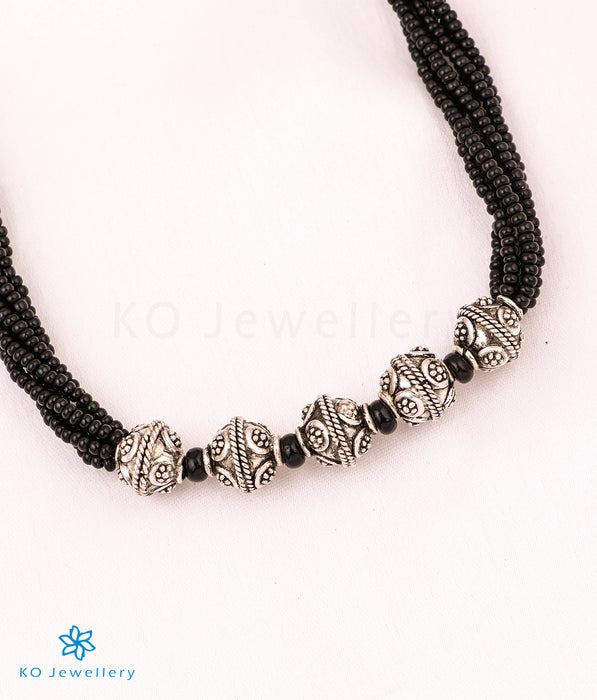 The Kanika Silver Beads Necklace