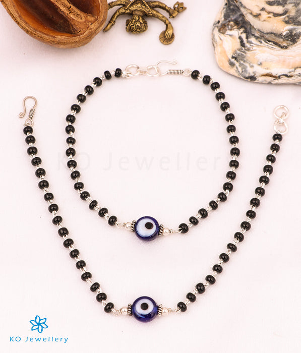 The Vagmi Silver Evileye Baby/Kids Anklets (7 inches)
