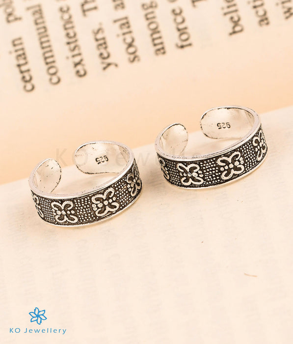 The Enchanting Silver Toe-Rings