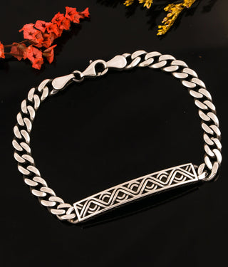 The Crisscross Silver Links Bracelet