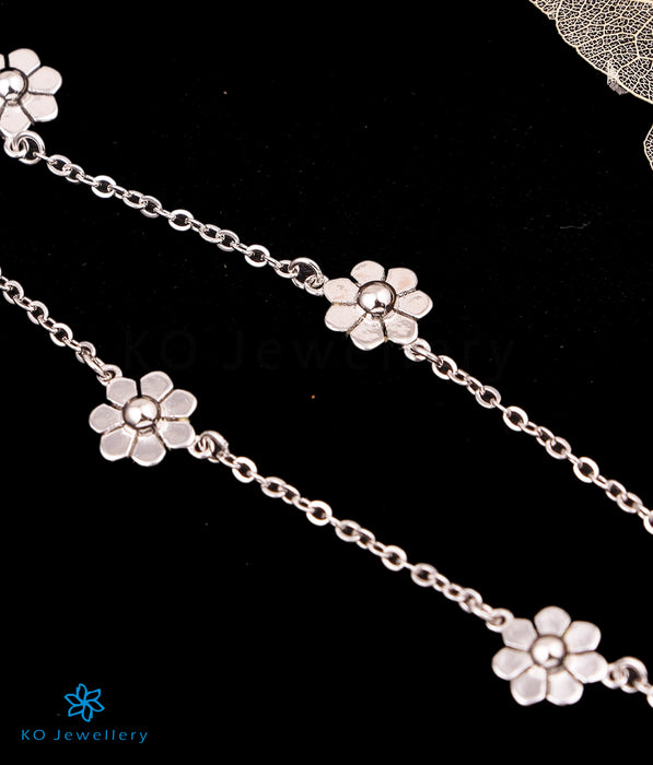 The Marigold Silver Necklace