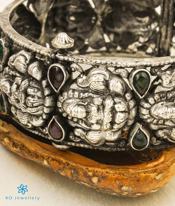 The Kritika Silver Lakshmi Naksi Bracelet (Oxidised) (Size/2.2/2.4/2.6/2.8)