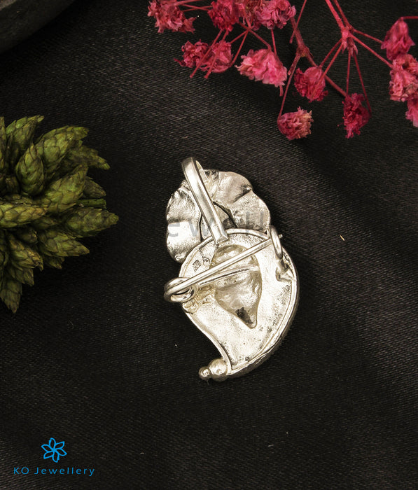 The Akhuratha Silver Ganesha Brooch & Pendant (Oxidised)