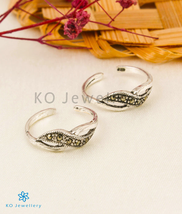 The Wavy Silver Marcasite Toe-Rings