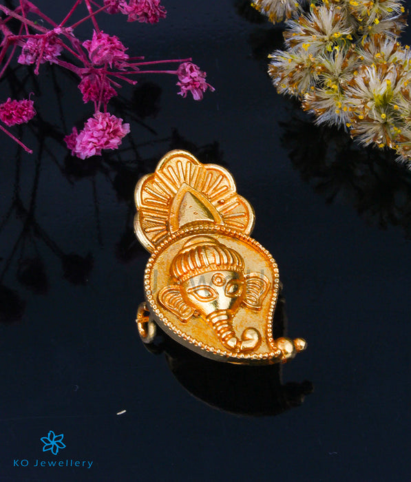 The Akhuratha Silver Ganesha Brooch & Pendant
