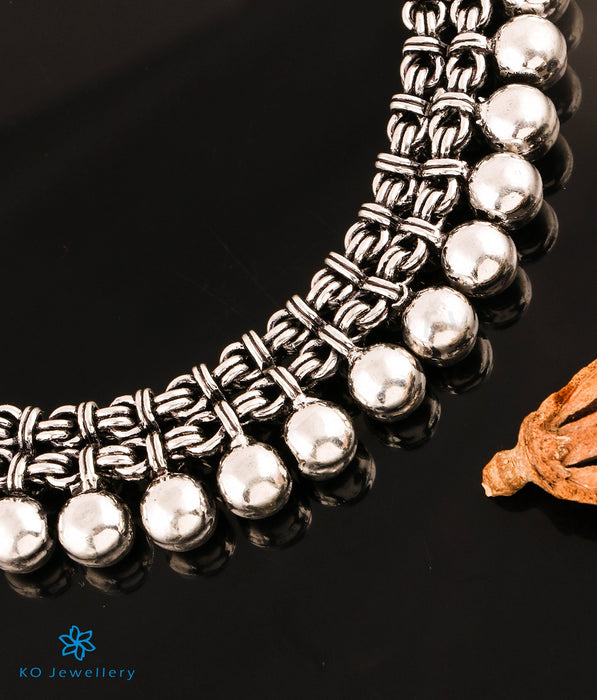 The Vishwa Silver Antique Necklace (Oxidised)