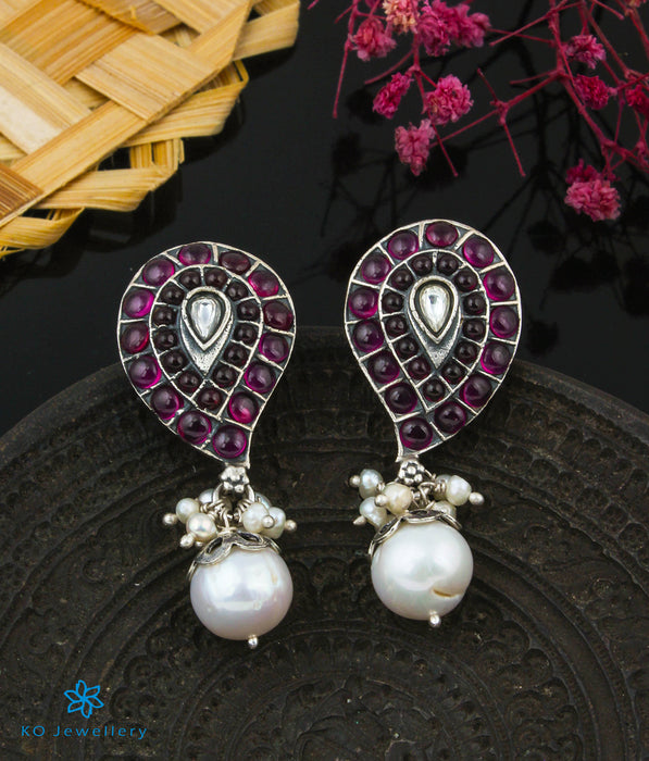 The Arunima Silver Paisley Ear-studs