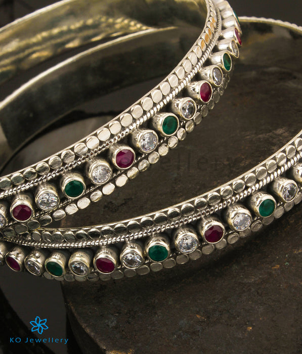 The Abha Silver Bangle (Red/Green/Size 2.6)
