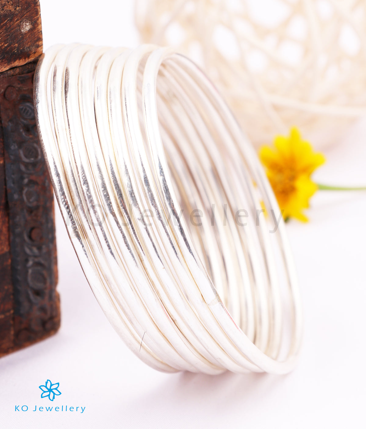 Thin hot sale silver bangle