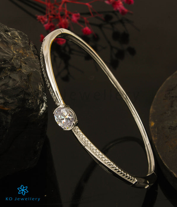 The Solitaire Silver Bracelet