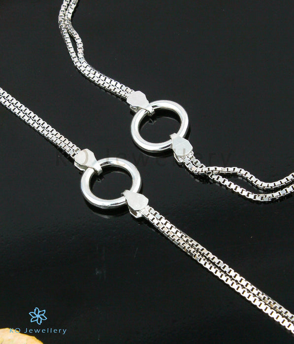 The Astoria Silver Chain Anklets