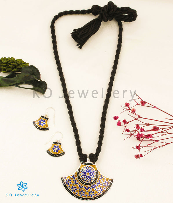 The Svasti Silver Meenakari Thread Necklace(Gold/Blue)