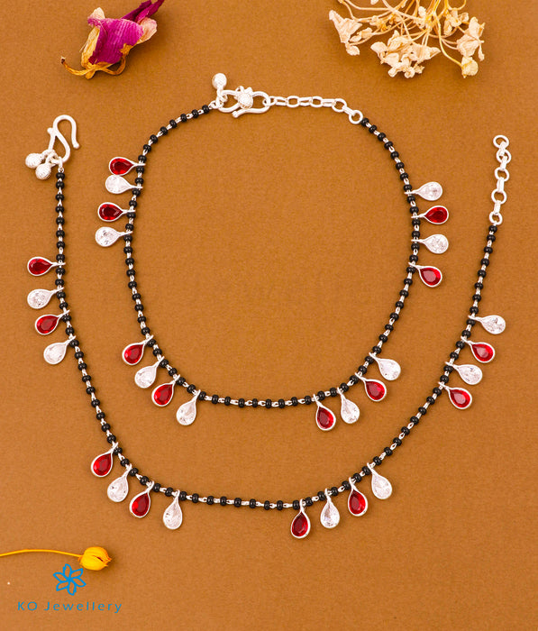 The Vajra Silver Black Beads Nazariya Anklets (White/Red)