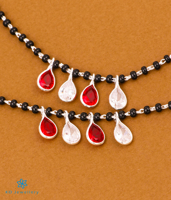 The Vajra Silver Black Beads Nazariya Anklets (White/Red)