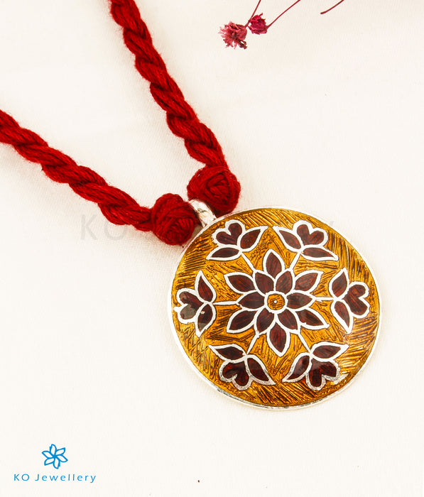 The Nainika Silver Meenakari Thread Necklace(Gold)