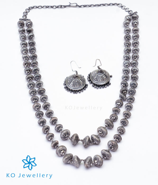 The Nellikai Sara Silver Layered Necklace(Oxidised)