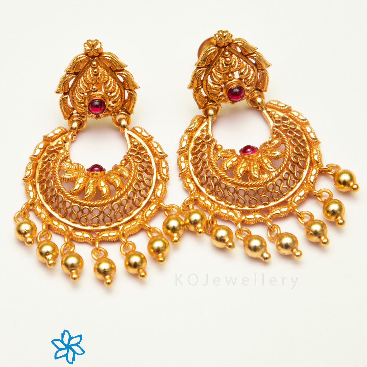 File:Pair of earrings, northern India, 19th century, gold, pearls and clear  stones, Honolulu Academy of Arts.JPG - Wikimedia Commons