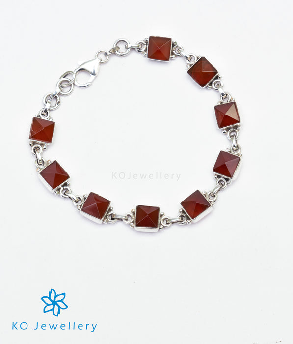 The Samay Silver Gemstone Bracelet(Red)