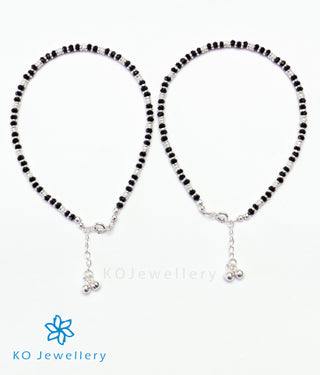 The Sattva Silver Black-bead Anklets