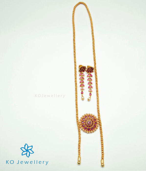 The Yukti Silver Kempu Necklace