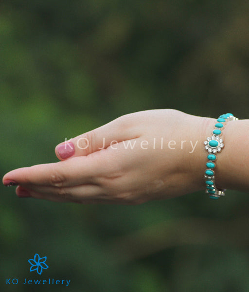 The Manikya Silver Gemstone Bracelet (Turquoise)