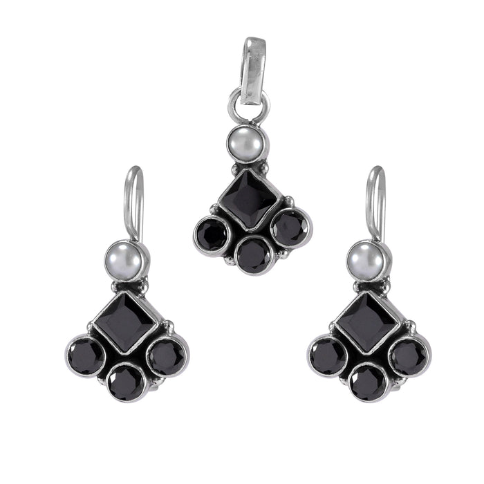 The Megh Silver Gemstone Pendant Set(Black)