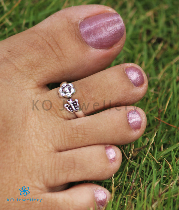 The Kumud Silver Toe-Rings