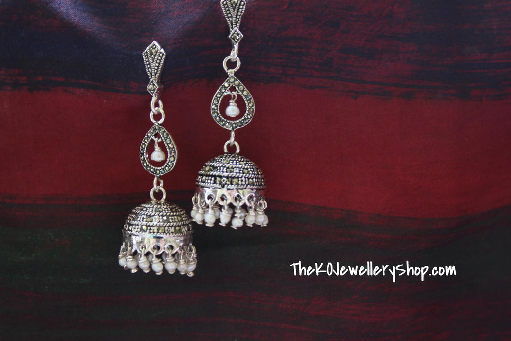 The Indukanta Silver Pearl Jhumka - KO Jewellery