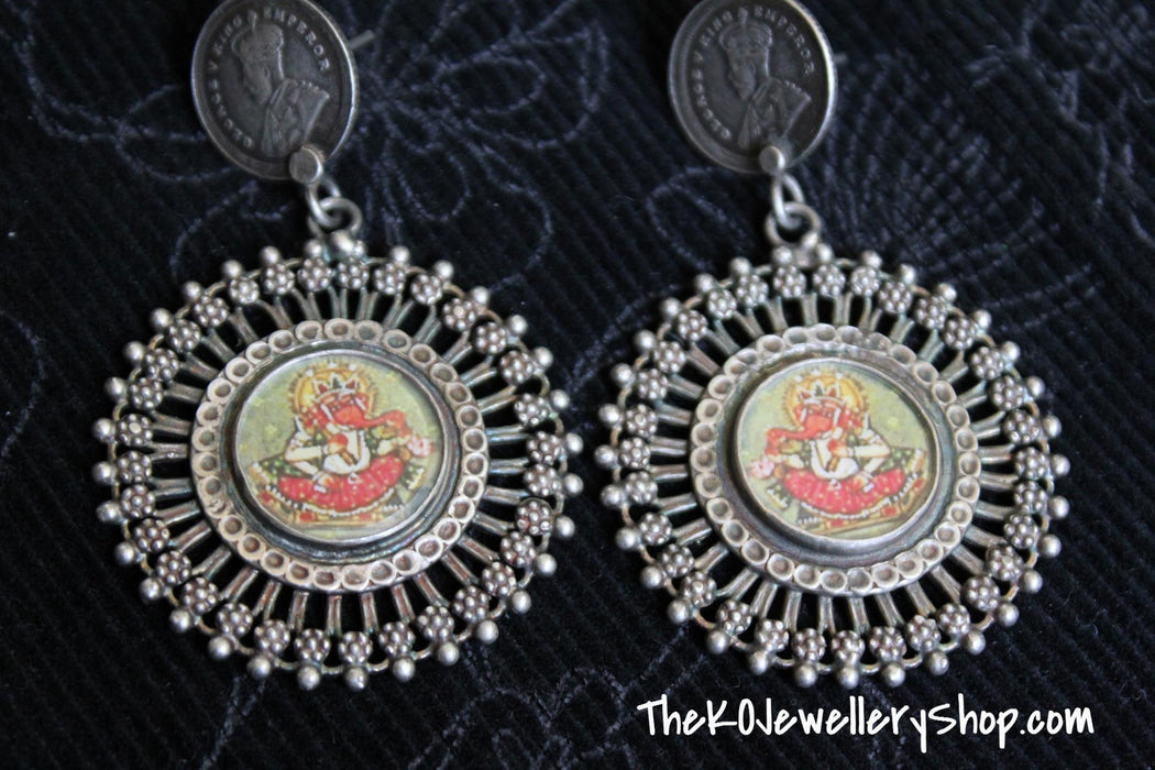 The Avaneesh Silver Earring - KO Jewellery