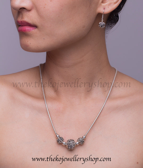 Hand crafted silver necklace set shop online