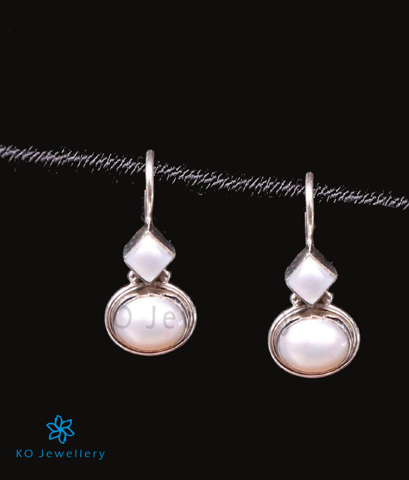 The Pahal Silver Gemstone Earrings-Pearl