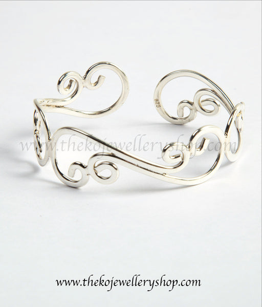 Hand crafted silver swirl bracelet shop online