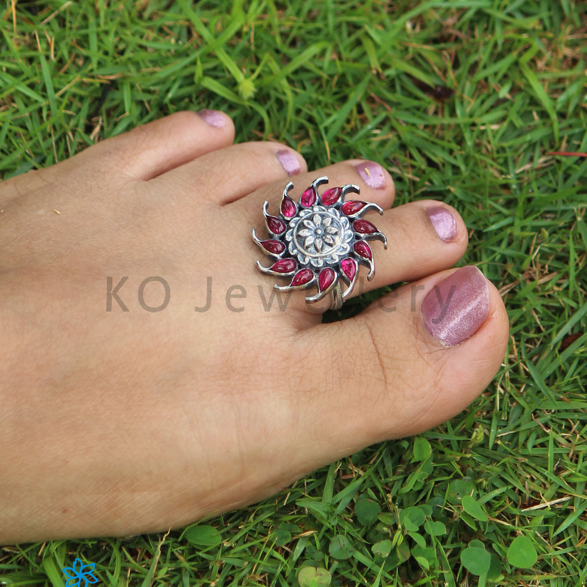 Toe Rings: A Step into Tradition and Style